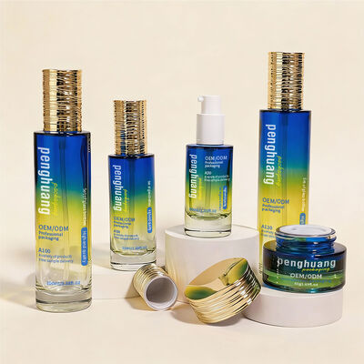 Kunststoffflaschen mit mehreren Größen und Druckmöglichkeiten für kosmetische Verpackungen