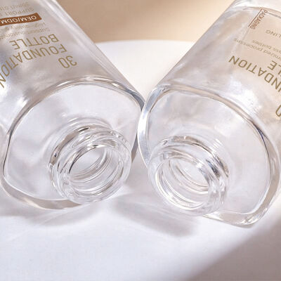 Liquid Foundation Bottles Glaskosmetikverpackungen, die entwickelt wurden, um die Attraktivität und Benutzerfreundlichkeit flüssiger Make-up-Produkte im Regal zu verbessern
