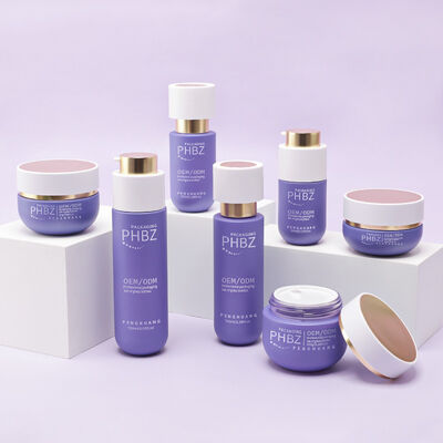 Komplexe Kosmetikverpackung mit Luxus-Glasflaschen goldene Kappe Lotion Flaschen Creme-Gläser und kosmetische Verpackung