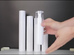 Luftlose 30ml 200ml Kunststoffgehäuse-Flaschen für Sahneöl-Lotion